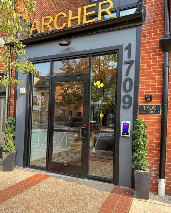 Comfy Cozy And Cute Apartment Baltimore Exterior photo